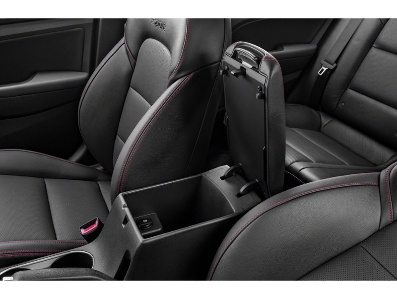 2018 Hyundai Elantra Sport DCT Interior Shot 7