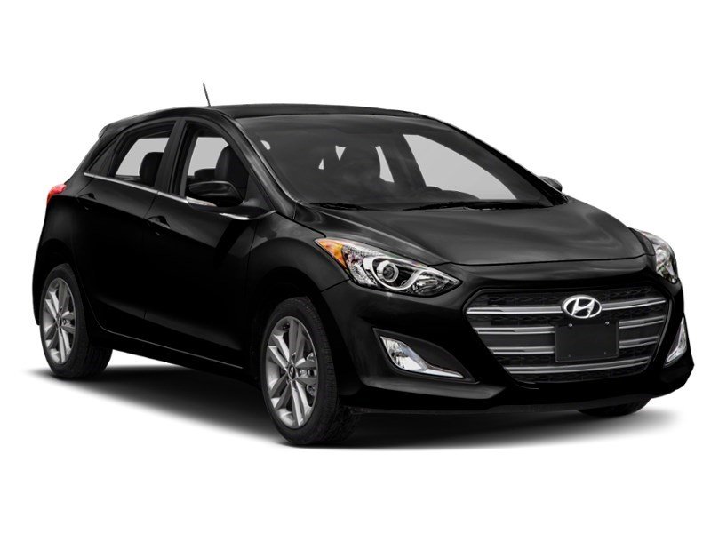 2017 Hyundai Elantra GT 5dr HB Auto Limited Exterior Shot 9