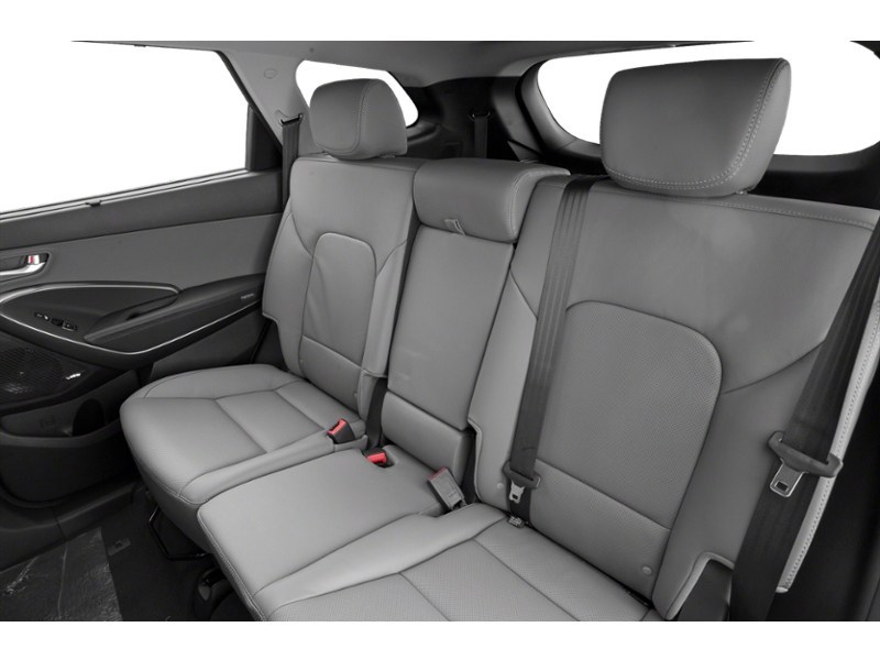 2017 Hyundai Santa Fe XL AWD 4dr Limited w/6-Passenger Interior Shot 5