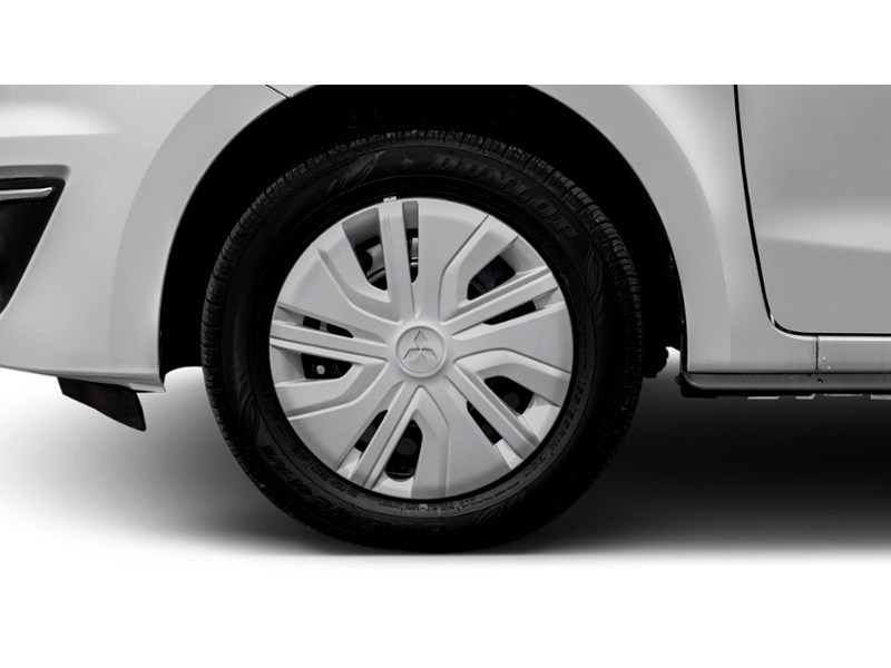 2018 Mitsubishi Mirage ES CVT Exterior Shot 5