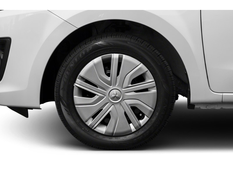 2017 Mitsubishi Mirage G4 ES CVT Exterior Shot 5