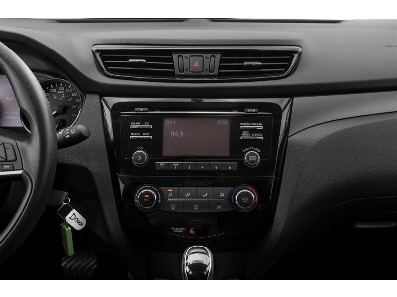 2019 Nissan Qashqai AWD SL CVT Interior Shot 2