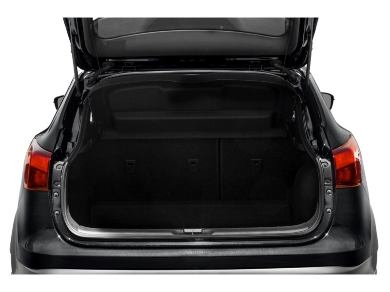 2018 Nissan Qashqai AWD SV CVT Exterior Shot 4