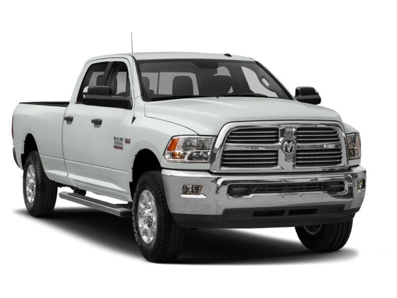 2016 RAM 3500 4WD Crew Cab 149" SLT Exterior Shot 9