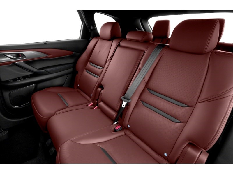 2018 Mazda CX-9 Signature AWD Interior Shot 5