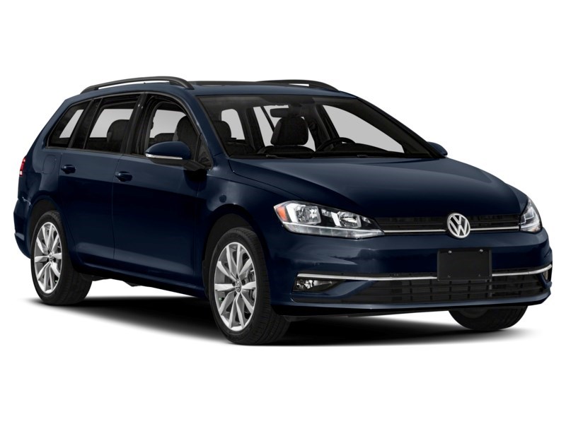 2018 Volkswagen Golf SportWagen Trendline Manual Exterior Shot 9