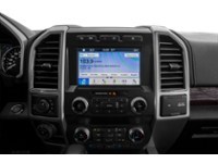 2019 Ford F-150 LARIAT 4WD SuperCrew 5.5' Box Interior Shot 2