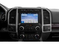 2019 Ford F-150 LARIAT 4WD SuperCrew 5.5' Box Interior Shot 2