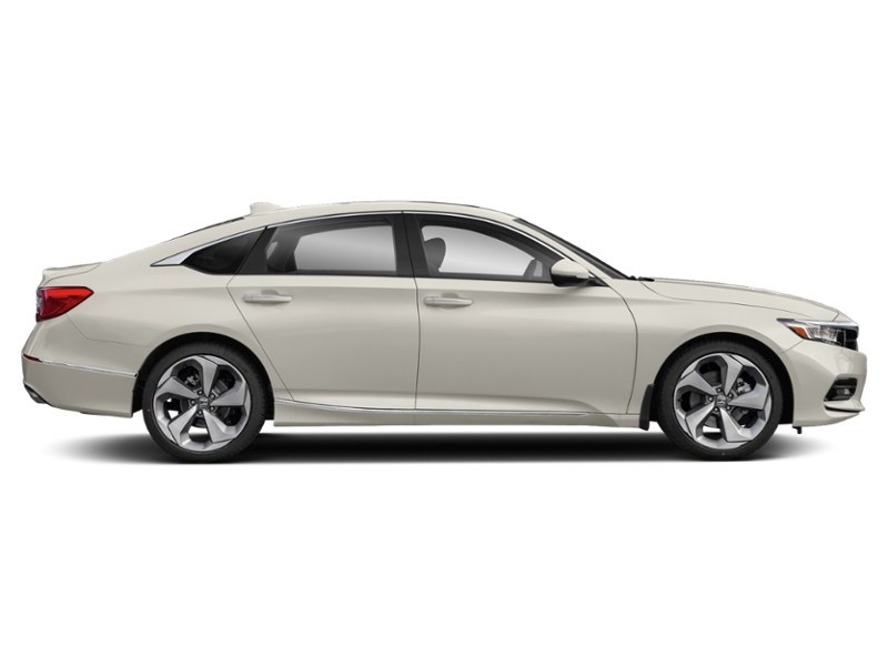 2019 Honda Accord Touring 2.0 Auto Exterior Shot 10