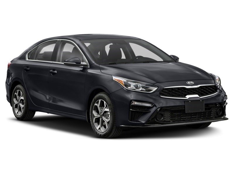 2021 Kia Forte EX IVT Exterior Shot 8