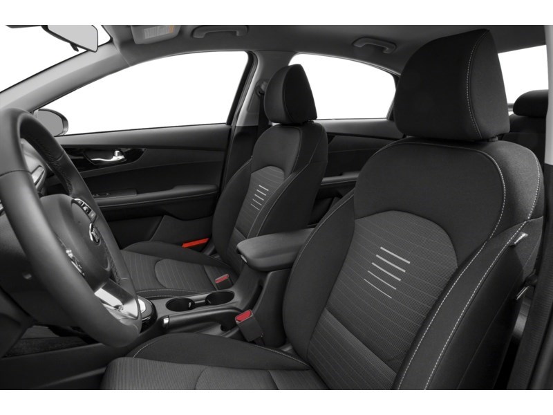 2021 Kia Forte EX IVT Interior Shot 4