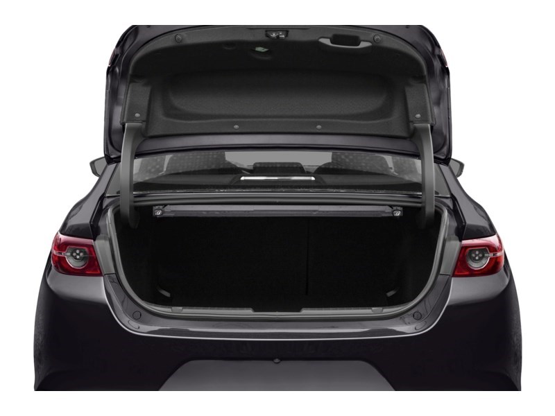 2019 Mazda Mazda3 GS Manual FWD Exterior Shot 4
