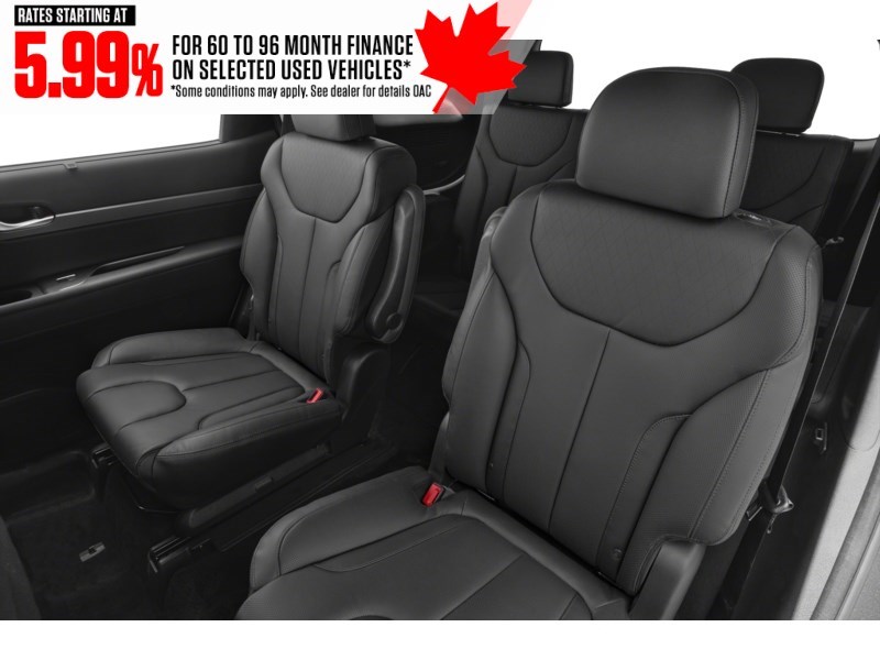 2022 Hyundai Palisade Luxury 7-Passenger AWD Interior Shot 5