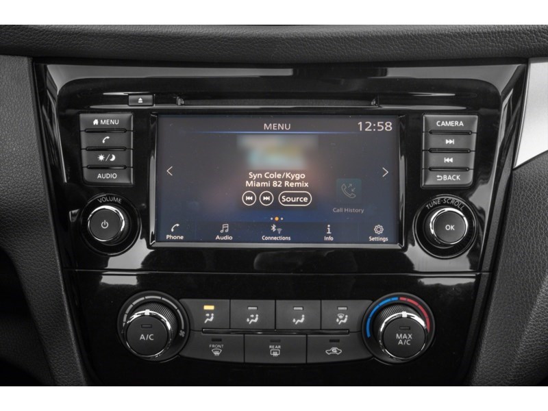 2021 Nissan Qashqai AWD S | Ultra LOW KM's Interior Shot 2
