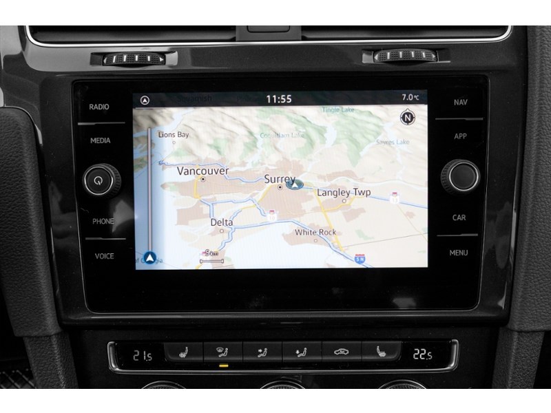 2021 Volkswagen Golf Highline 5-door Auto Interior Shot 8
