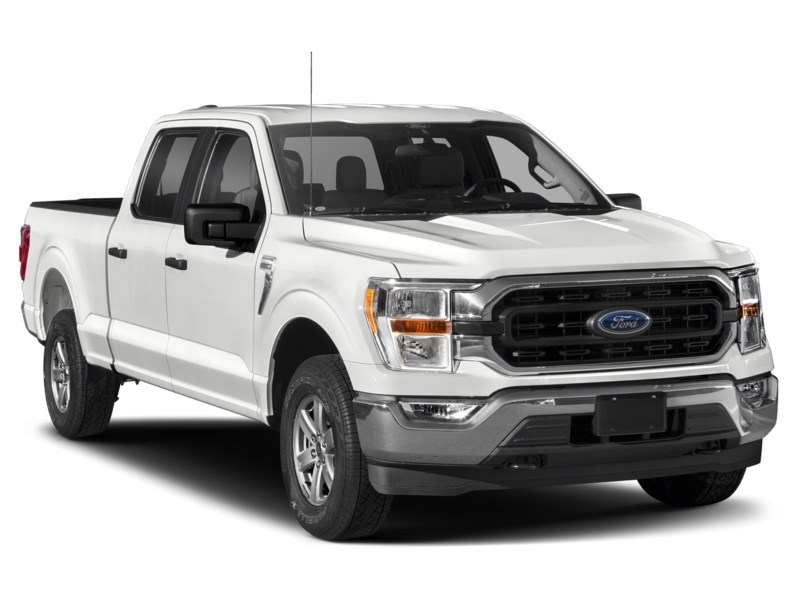 2021 Ford F-150 XLT 4WD SuperCrew 5.5' Box Exterior Shot 8