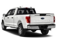 2023 Ford F-150 XLT 4WD SuperCrew 5.5' Box Exterior Shot 9