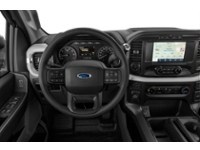 2022 Ford F-150 XLT 4WD SuperCrew 5.5' Box Interior Shot 3