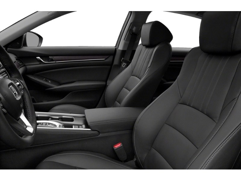 2021 Honda Accord Touring 2.0 Auto Interior Shot 4