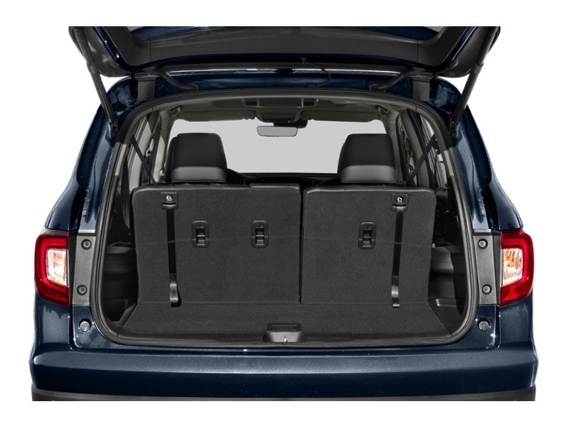 2022 Honda Pilot Touring 7-Passenger AWD Exterior Shot 4