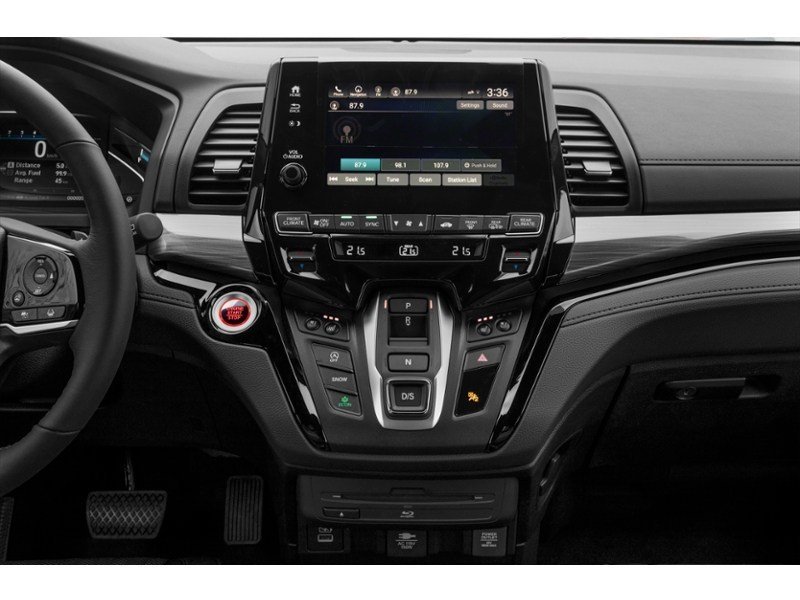 2024 Honda Odyssey Black Edition Auto Interior Shot 2