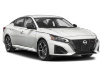 2023 Nissan Altima SR Exterior Shot 8