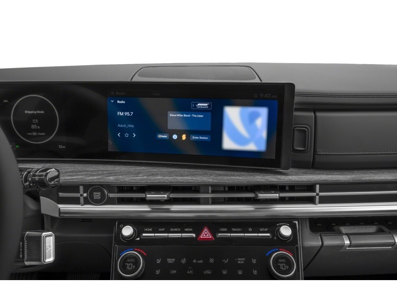 2026 Hyundai Santa Fe HEV Luxury AWD Interior Shot 2