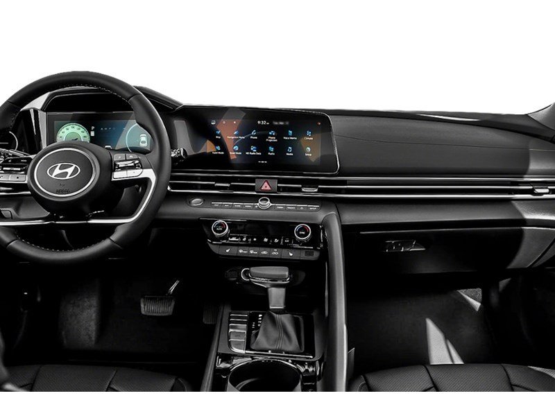 2024 Hyundai Elantra HEV Luxury DCT Interior Shot 1