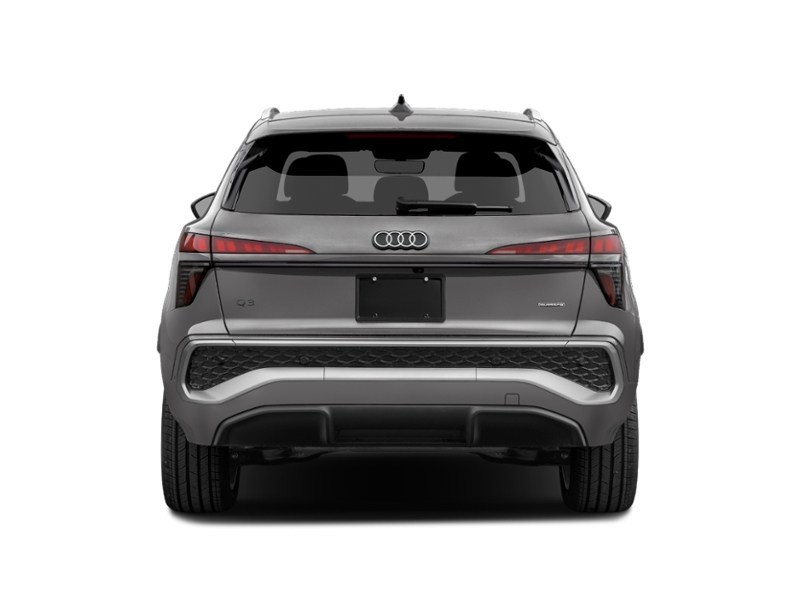 2026 Audi Q3 Technik Exterior Shot 7