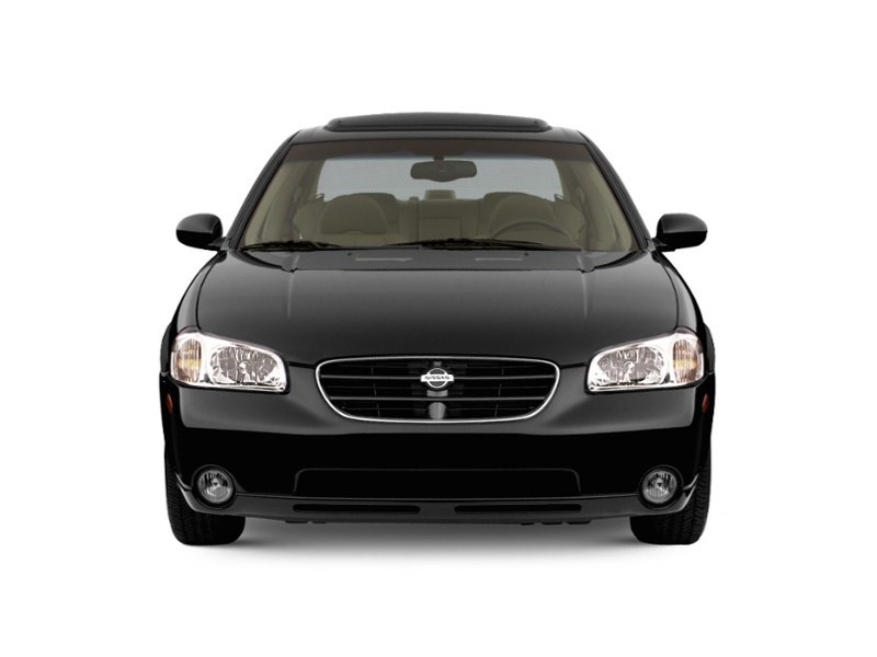 2001 Nissan Maxima 4dr Sdn GLE Auto Exterior Shot 7