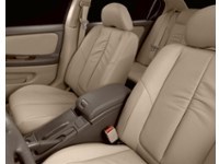 2001 Nissan Maxima 4dr Sdn GLE Auto Interior Shot 5