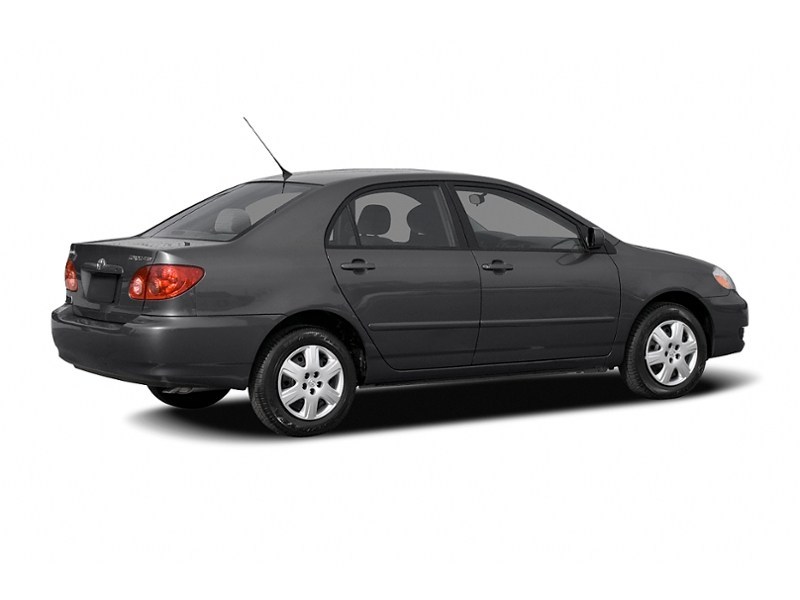 2007 Toyota Corolla 4dr Sdn Auto CE Exterior Shot 2
