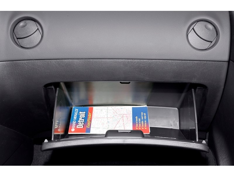 2007 Toyota Matrix 5dr Wgn Auto STD Interior Shot 4
