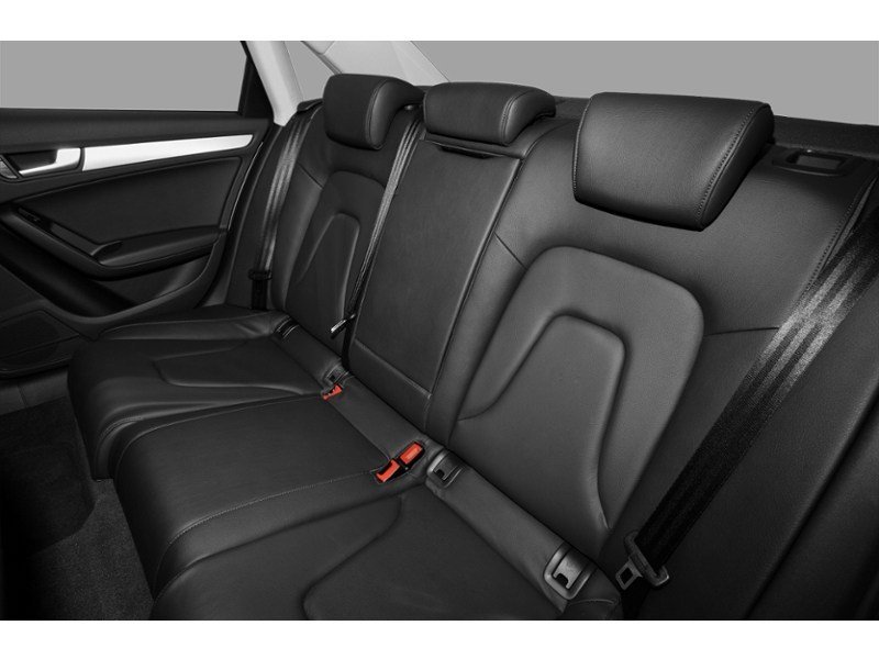 2010 Audi A4 4dr Sdn Auto quattro 2.0T Premium Interior Shot 6
