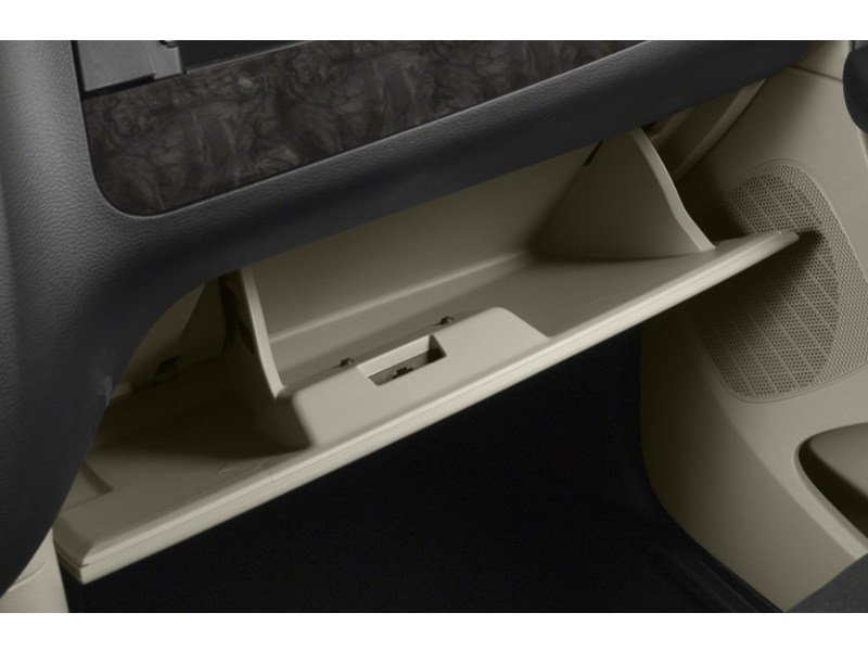 2014 Dodge Grand Caravan 4dr Wgn SXT Interior Shot 3