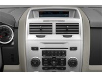 2011 Ford Escape FWD 4dr I4 Auto XLT Interior Shot 2