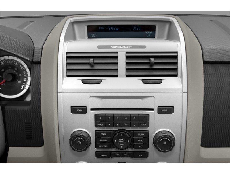 2011 Ford Escape FWD 4dr I4 Auto XLT Interior Shot 2