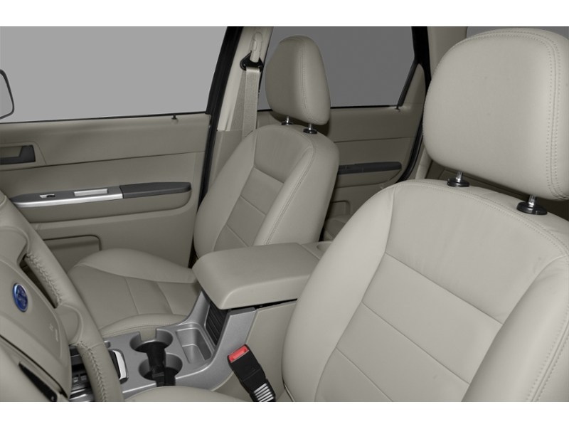 2011 Ford Escape FWD 4dr I4 Auto XLT Interior Shot 5