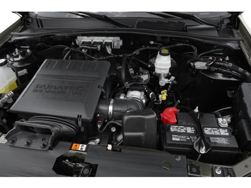 2012 Ford Escape 4WD 4dr Limited Exterior Shot 3