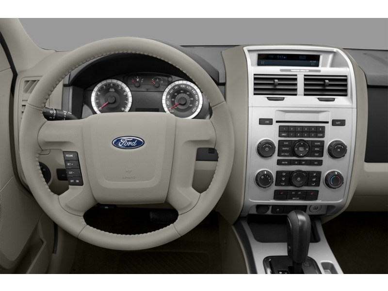 2012 Ford Escape 4WD 4dr Limited Interior Shot 3