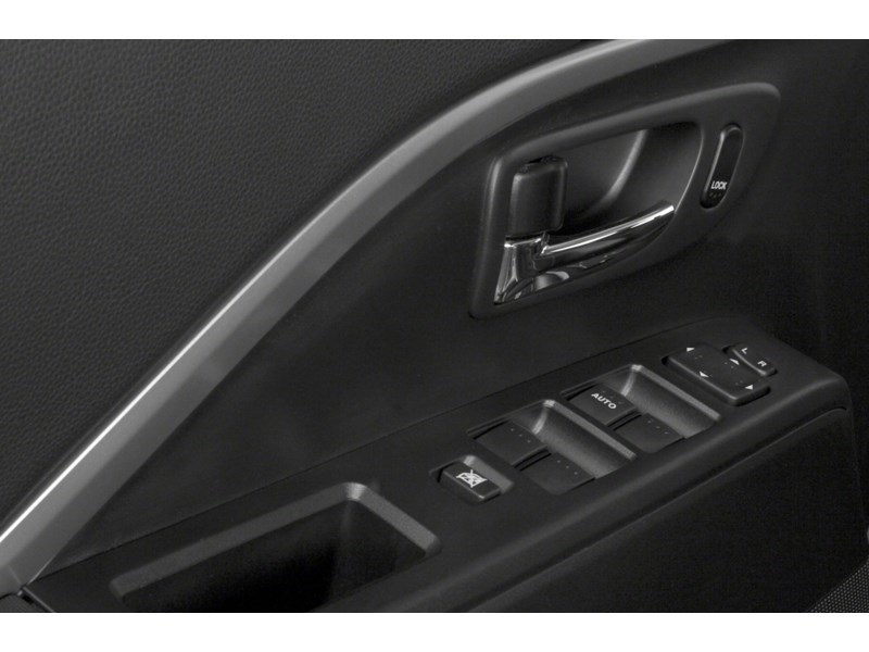 2014 Mazda Mazda5 4dr Wgn Auto GS Exterior Shot 12