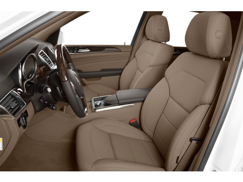 2013 Mercedes-Benz M-Class Base Interior Shot 4
