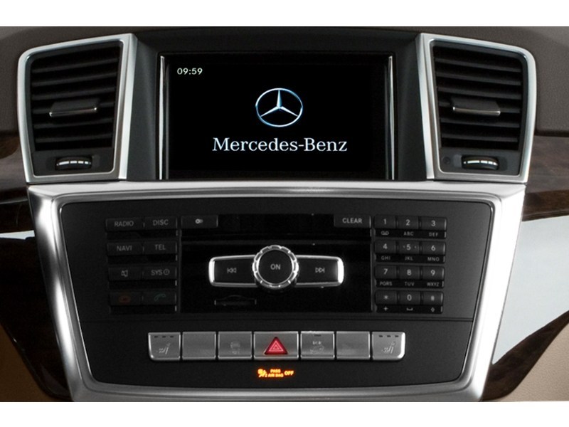 2013 Mercedes-Benz M-Class Base Interior Shot 1