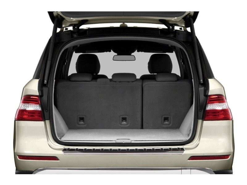 2013 Mercedes-Benz M-Class Base Exterior Shot 4