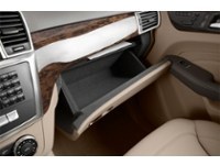 2013 Mercedes-Benz M-Class Base Interior Shot 3
