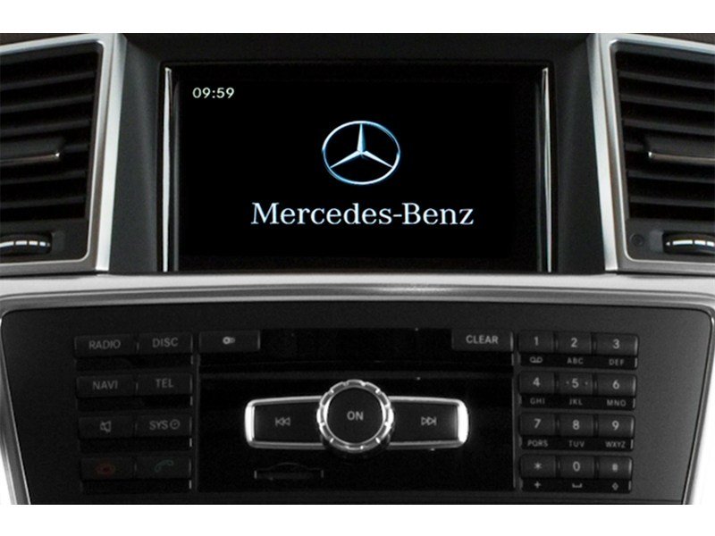 2013 Mercedes-Benz M-Class Base Interior Shot 8
