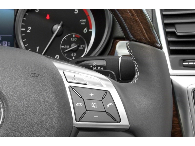 2014 Mercedes-Benz M-Class Base Exterior Shot 9