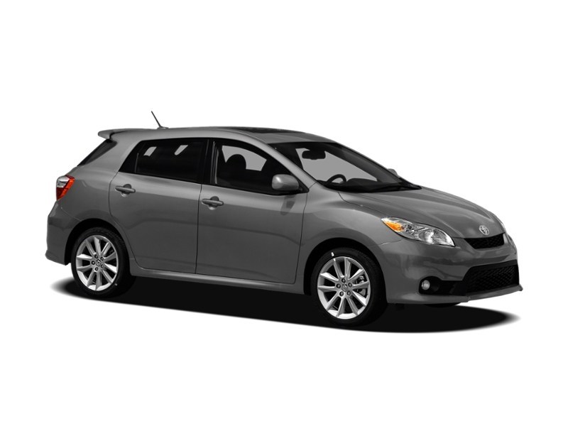 2012 Toyota Matrix 4dr Wgn Auto FWD Exterior Shot 17