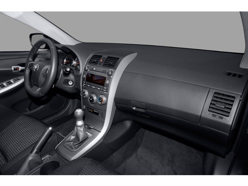 2012 Toyota Matrix 4dr Wgn Auto FWD Interior Shot 1