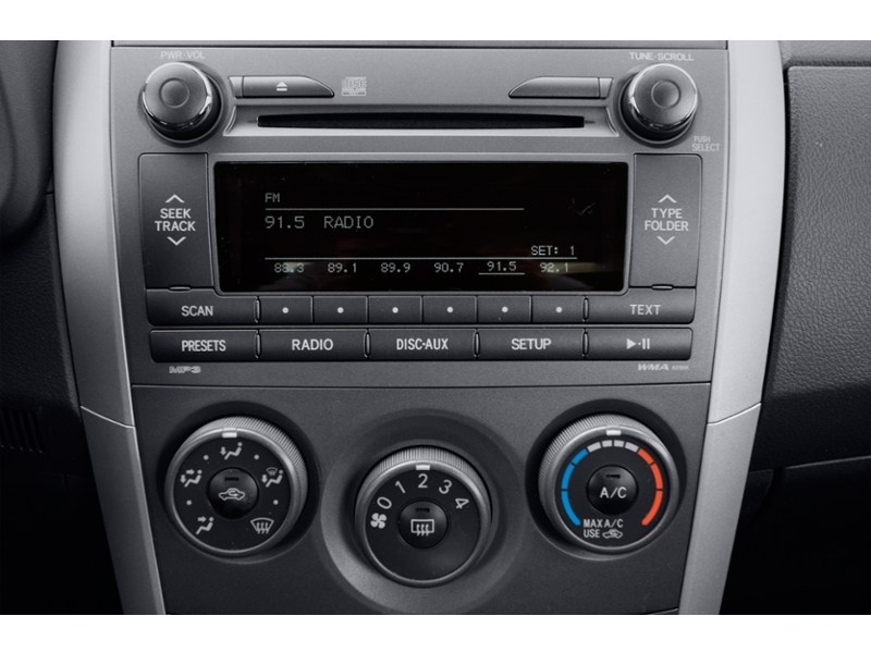 2012 Toyota Matrix 4dr Wgn Auto FWD Interior Shot 2